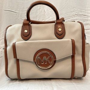 Michael Kors leather shoulder bag